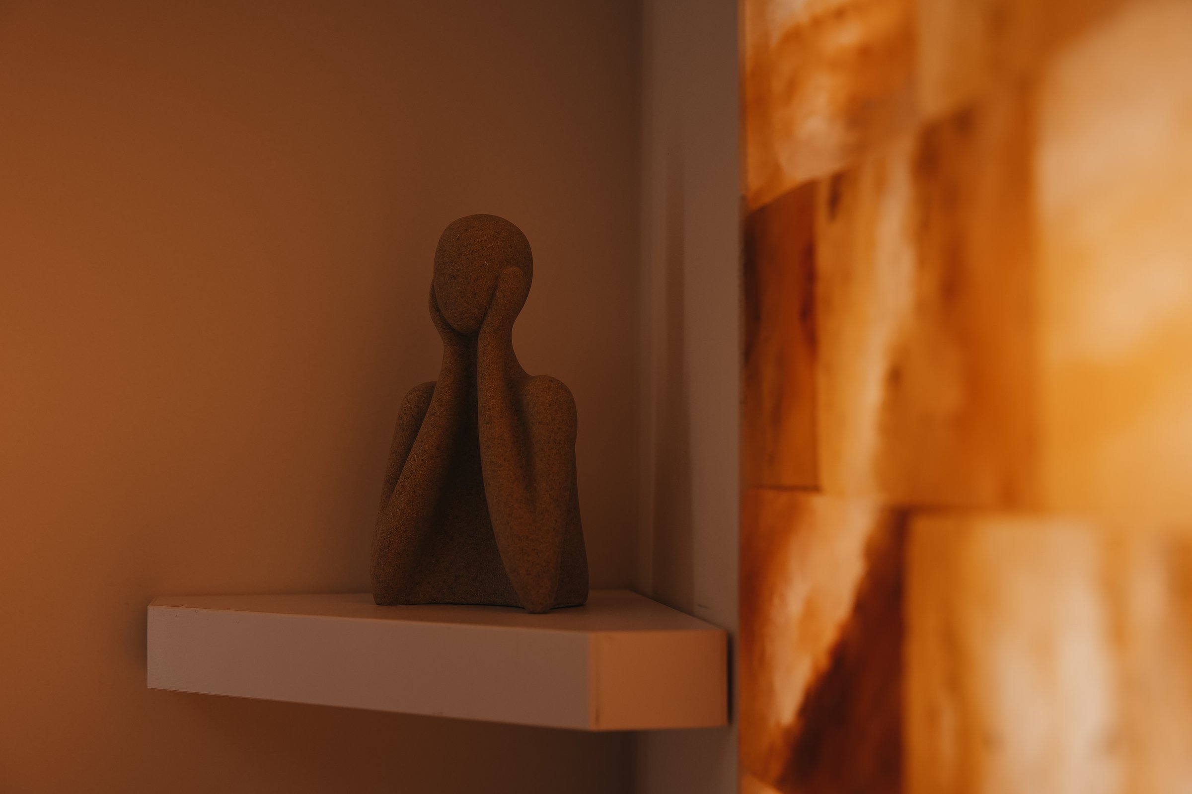 Relaxare — sculptură